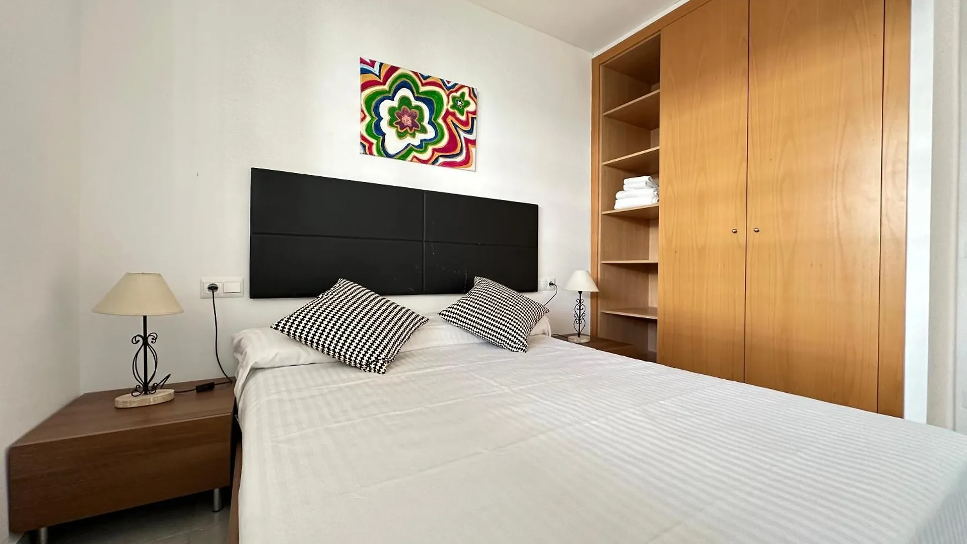 Appartement Agi Las Acacias Roses
