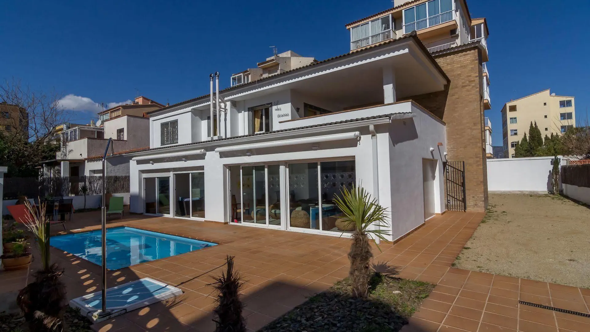 Agi Las Acacias Roses Appartement
